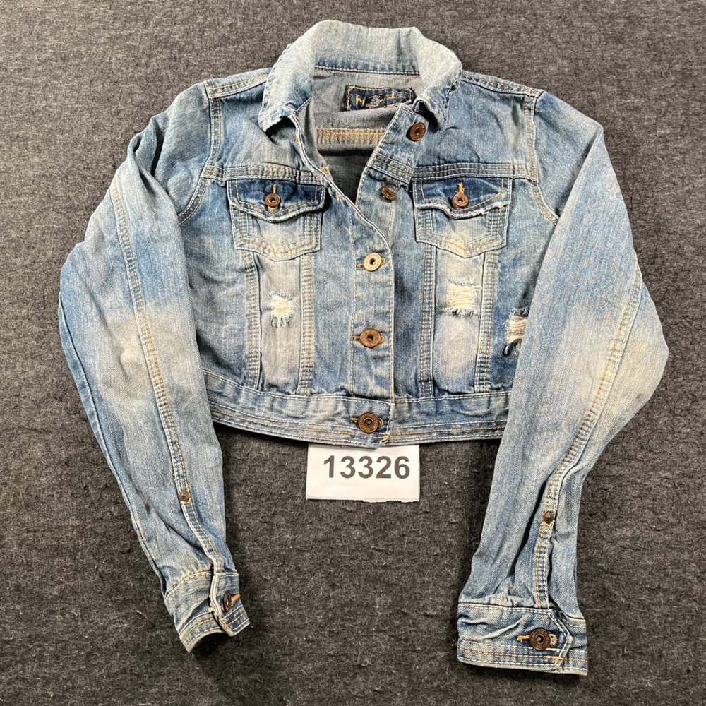 rue21 Cropped Denim Jacket Women Large Blue Good Distressed Light Wash